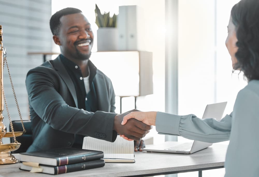 relacao-entre-advogados-e-cliente